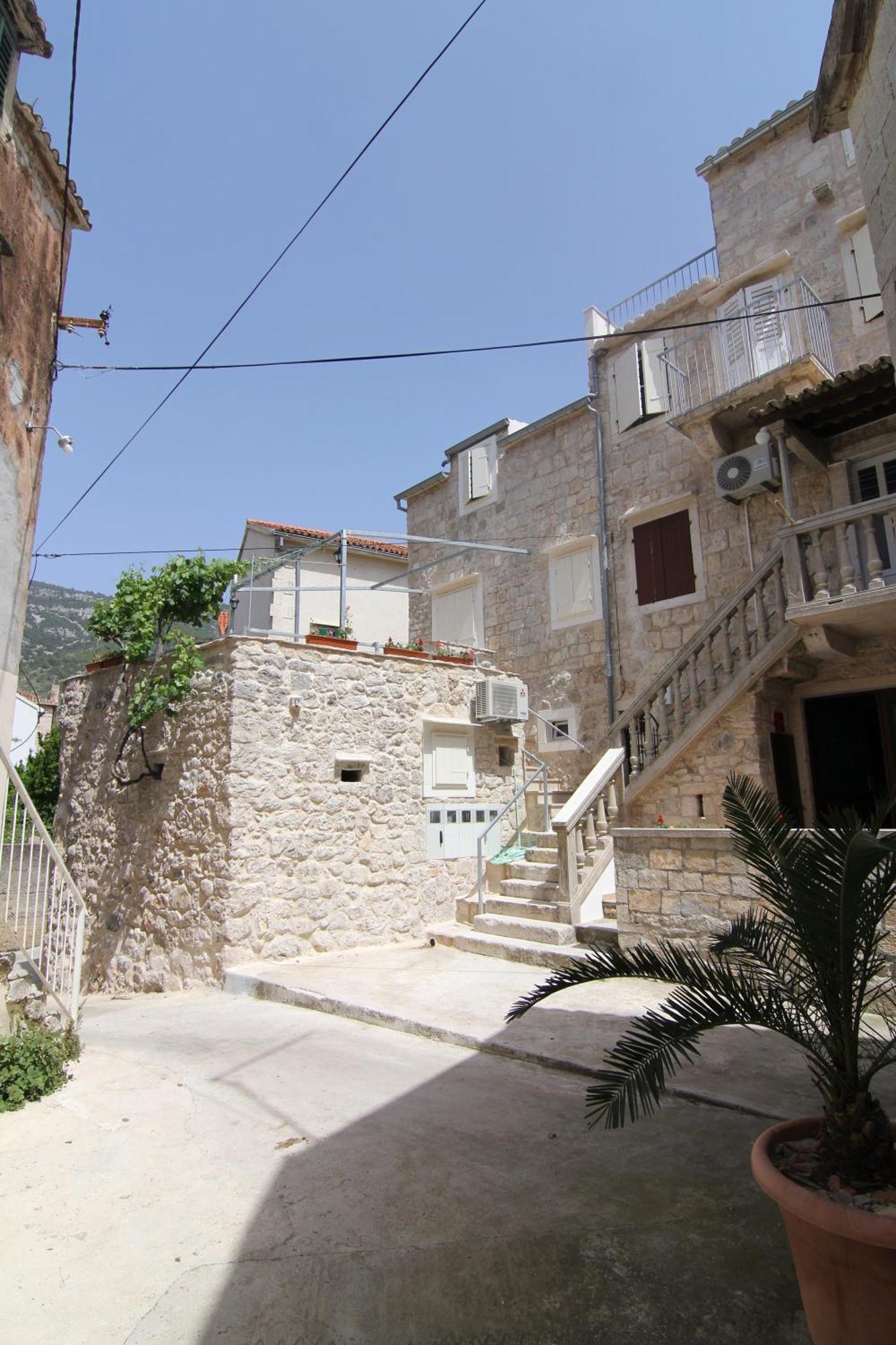 Apartments Donika Komiža Exteriér fotografie